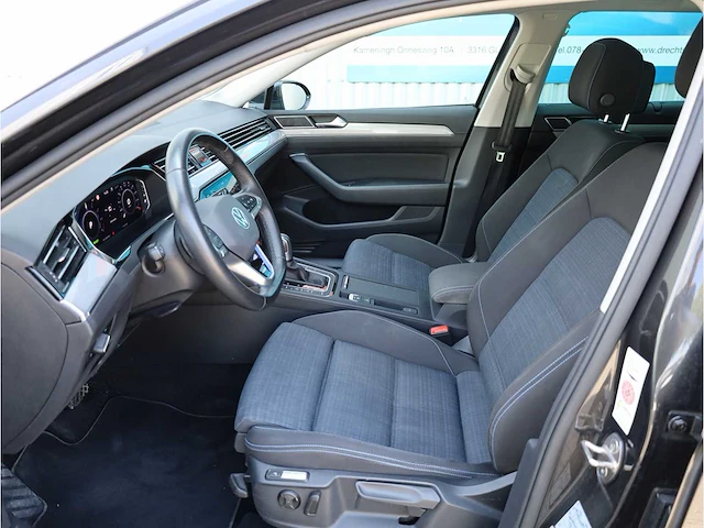 Volkswagen passat variant gte 1.4 tsi phev 218pk automaat 2021 - afbeelding 3 van  43