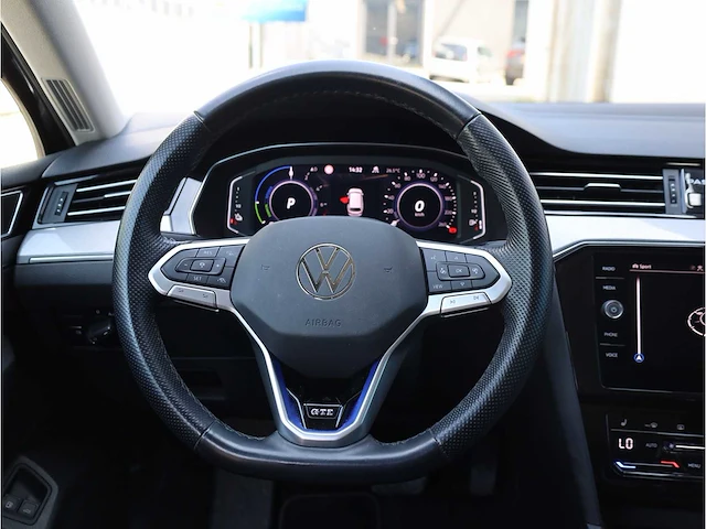 Volkswagen passat variant gte 1.4 tsi phev 218pk automaat 2021 - afbeelding 17 van  43