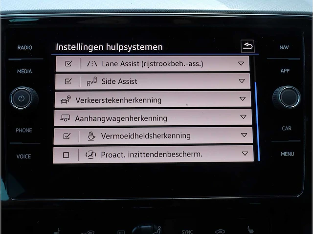 Volkswagen passat variant gte 1.4 tsi phev 218pk automaat 2021 - afbeelding 26 van  43