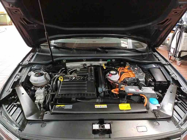 Volkswagen passat variant gte 1.4 tsi phev 218pk automaat 2021 - afbeelding 3 van  24