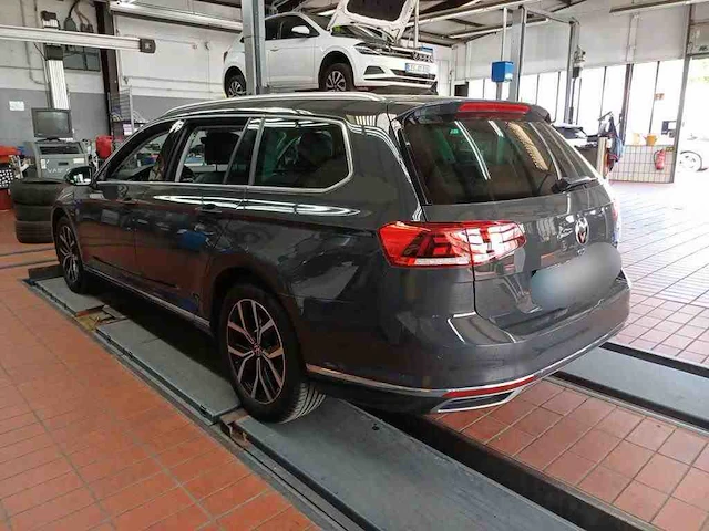 Volkswagen passat variant gte 1.4 tsi phev 218pk automaat 2021 - afbeelding 18 van  24