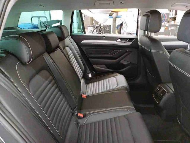 Volkswagen passat variant gte 1.4 tsi phev 218pk automaat 2021 - afbeelding 22 van  24