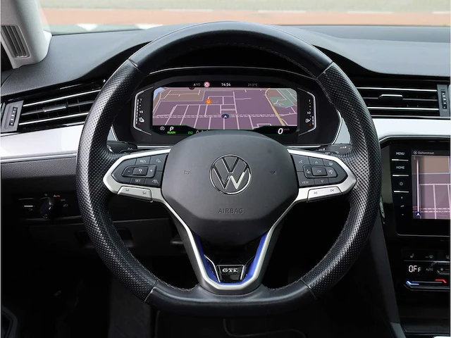 Volkswagen passat variant gte 1.4 tsi phev 218pk automaat 2021 - afbeelding 19 van  43