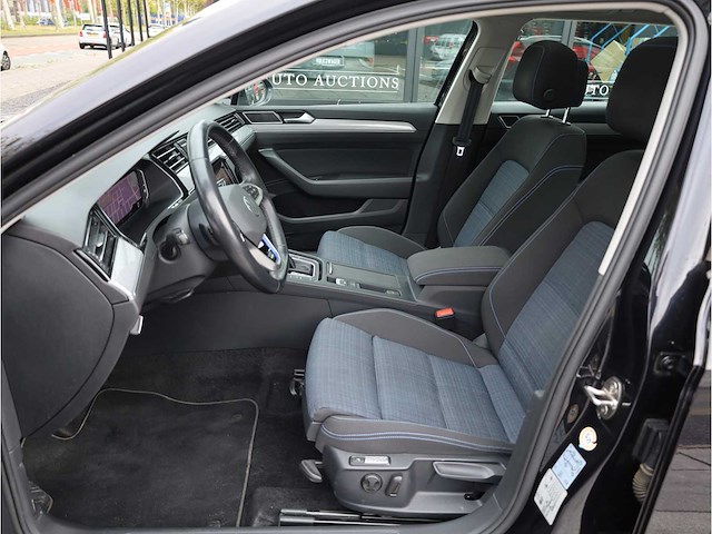 Volkswagen passat variant gte 1.4 tsi phev 218pk automaat 2021 - afbeelding 5 van  43