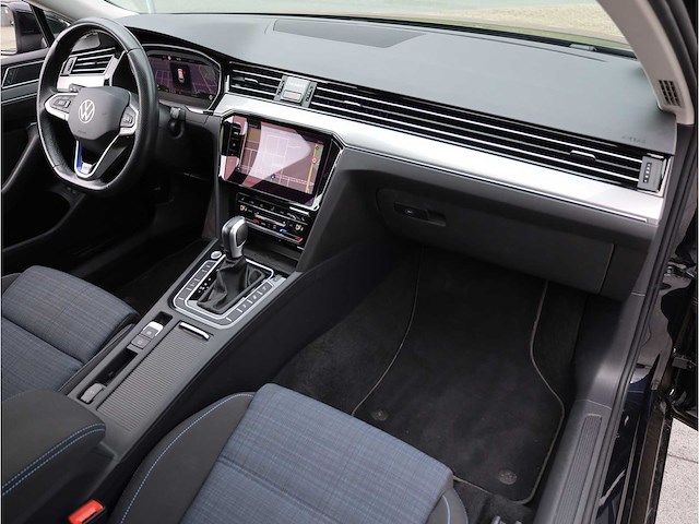 Volkswagen passat variant gte 1.4 tsi phev 218pk automaat 2021 - afbeelding 7 van  43