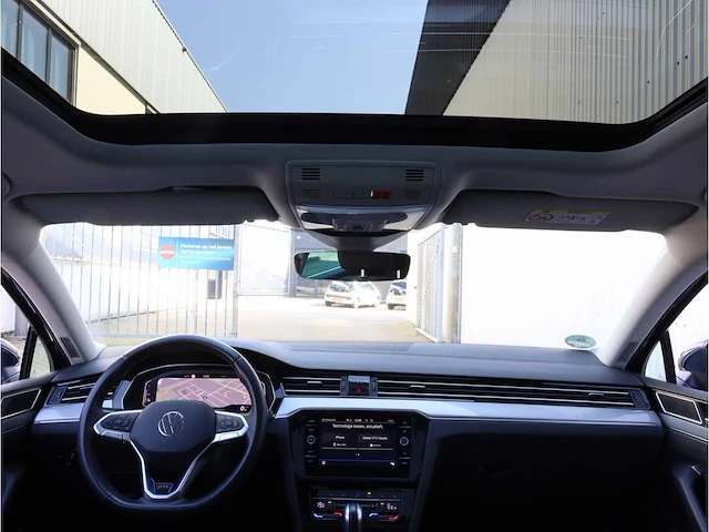 Volkswagen passat variant gte 1.4 tsi phev 218pk automaat 2021 - afbeelding 16 van  37