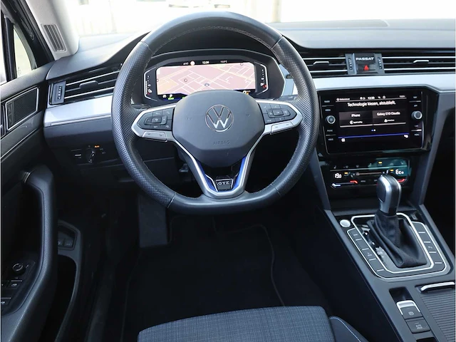 Volkswagen passat variant gte 1.4 tsi phev 218pk automaat 2021 - afbeelding 17 van  37