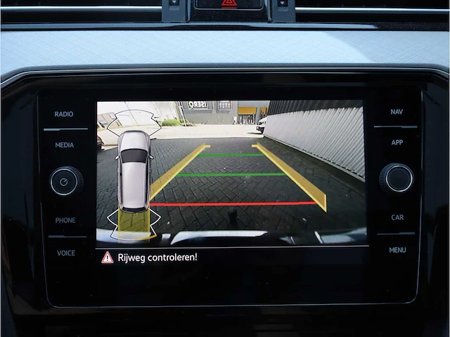 Volkswagen passat variant gte 1.4 tsi phev 218pk automaat 2021 - afbeelding 22 van  37