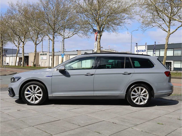 Volkswagen passat variant gte 1.4 tsi phev 218pk automaat 2021 - afbeelding 2 van  37