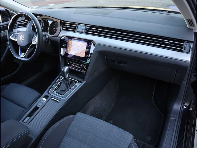 Volkswagen passat variant gte 1.4 tsi phev 218pk automaat 2021 - afbeelding 15 van  49