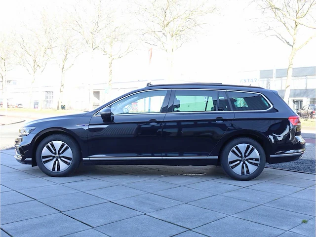 Volkswagen passat variant gte 1.4 tsi phev 218pk automaat 2021 - afbeelding 2 van  49