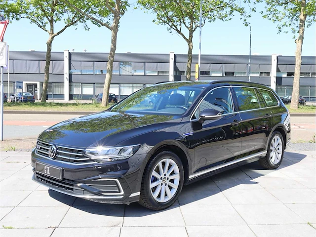 Volkswagen passat variant gte 1.4 tsi phev 218pk automaat 2021 - afbeelding 2 van  37