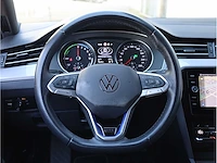 Volkswagen passat variant gte 1.4 tsi phev 218pk automaat 2021 - afbeelding 9 van  37
