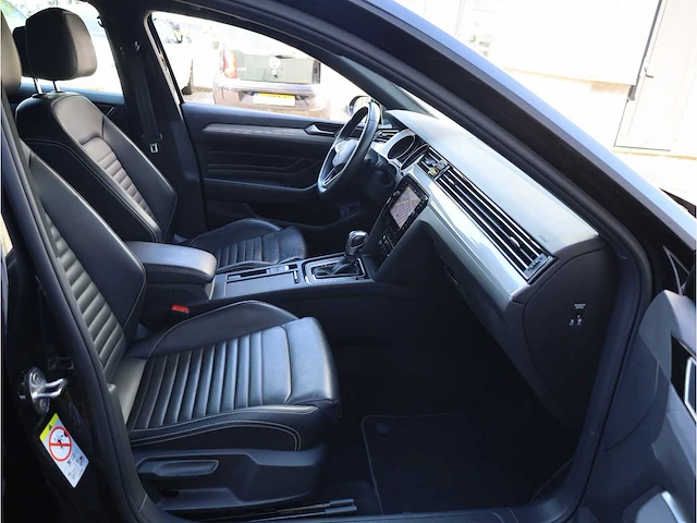 Volkswagen passat variant gte 1.4 tsi phev 218pk automaat 2021 - afbeelding 22 van  37