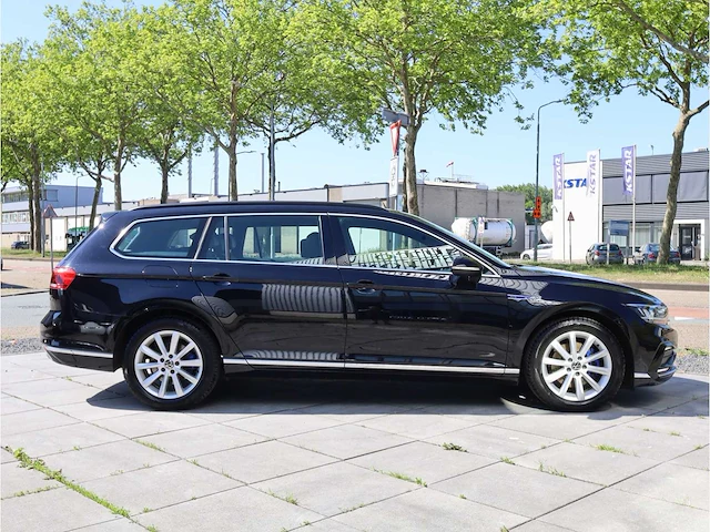 Volkswagen passat variant gte 1.4 tsi phev 218pk automaat 2021 - afbeelding 35 van  37