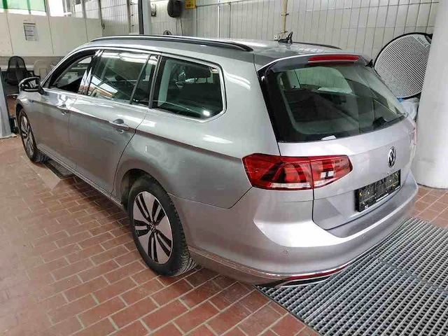 Volkswagen passat variant gte 1.4 tsi phev 218pk automaat 2021 - afbeelding 10 van  17