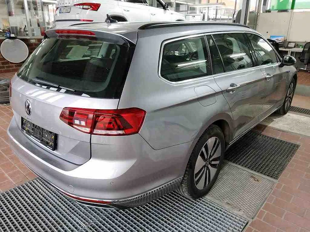 Volkswagen passat variant gte 1.4 tsi phev 218pk automaat 2021 - afbeelding 11 van  17
