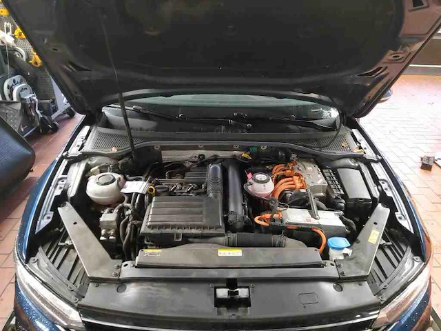 Volkswagen passat variant gte 1.4 tsi phev 218pk automaat 2021 - afbeelding 6 van  20