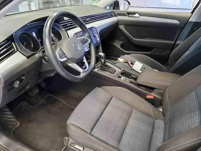 Volkswagen passat variant gte 1.4 tsi phev 218pk automaat 2021 - afbeelding 10 van  12