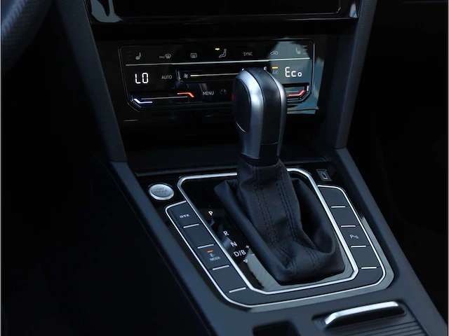 Volkswagen passat variant gte 1.4 tsi phev 218pk automaat 2021 - afbeelding 16 van  36