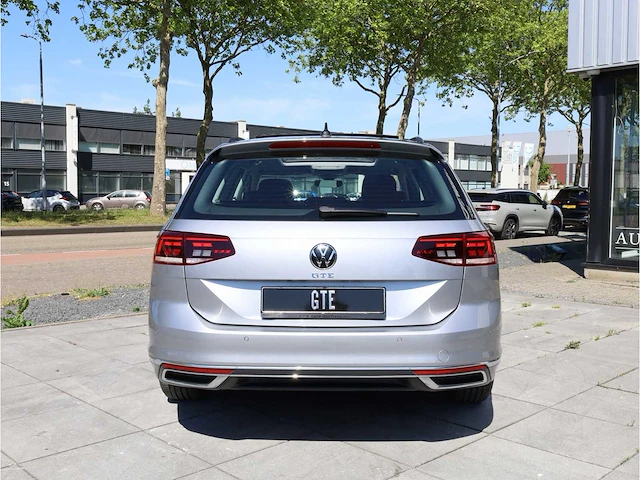 Volkswagen passat variant gte 1.4 tsi phev 218pk automaat 2021 - afbeelding 31 van  36