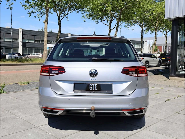 Volkswagen passat variant gte 1.4 tsi phev 218pk automaat 2021 - afbeelding 32 van  36