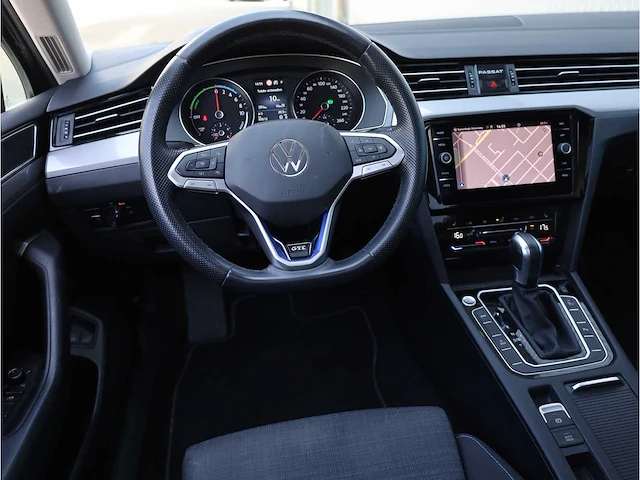 Volkswagen passat variant gte 1.4 tsi phev 218pk automaat 2021 - afbeelding 10 van  39