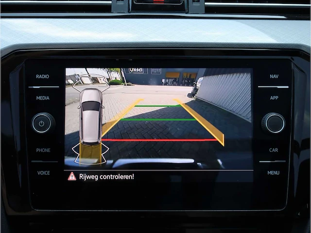 Volkswagen passat variant gte 1.4 tsi phev 218pk automaat 2021 - afbeelding 16 van  39