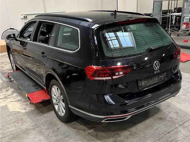 Volkswagen passat variant gte 1.4 tsi phev 218pk automaat 2021 - afbeelding 14 van  20