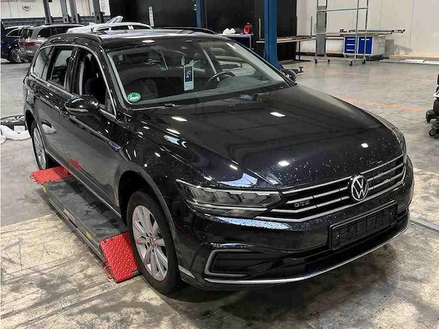 Volkswagen passat variant gte 1.4 tsi phev 218pk automaat 2021 - afbeelding 15 van  20