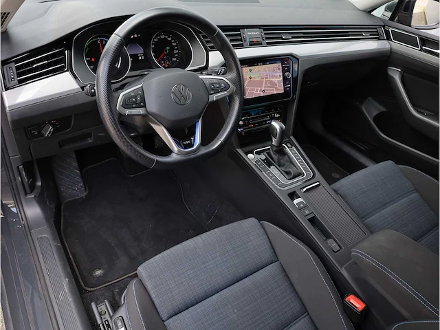 Volkswagen passat variant gte 1.4 tsi phev 218pk automaat 2021 - afbeelding 2 van  33