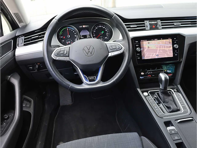 Volkswagen passat variant gte 1.4 tsi phev 218pk automaat 2021 - afbeelding 7 van  33