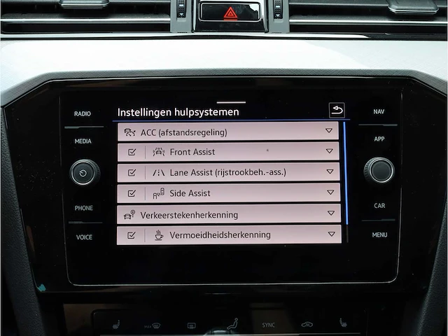 Volkswagen passat variant gte 1.4 tsi phev 218pk automaat 2021 - afbeelding 14 van  33