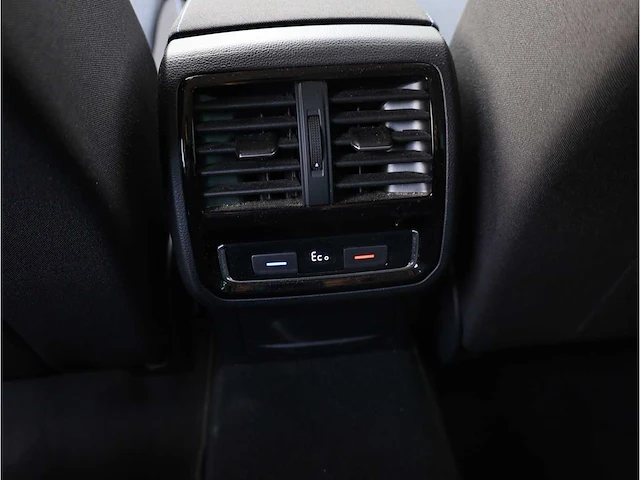 Volkswagen passat variant gte 1.4 tsi phev 218pk automaat 2021 - afbeelding 17 van  33