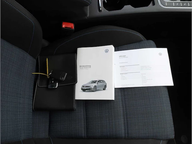 Volkswagen passat variant gte 1.4 tsi phev 218pk automaat 2021 - afbeelding 20 van  33