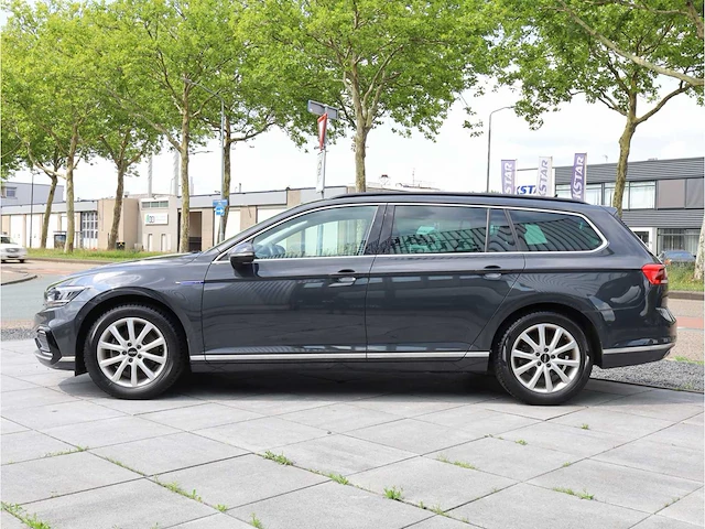 Volkswagen passat variant gte 1.4 tsi phev 218pk automaat 2021 - afbeelding 12 van  33