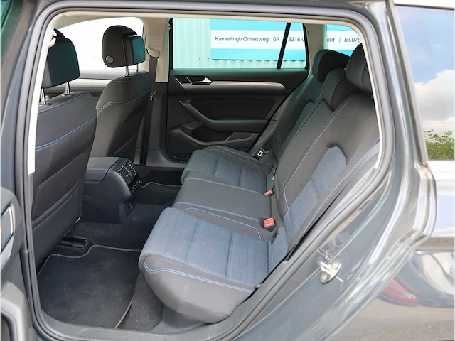 Volkswagen passat variant gte 1.4 tsi phev 218pk automaat 2021 - afbeelding 27 van  33