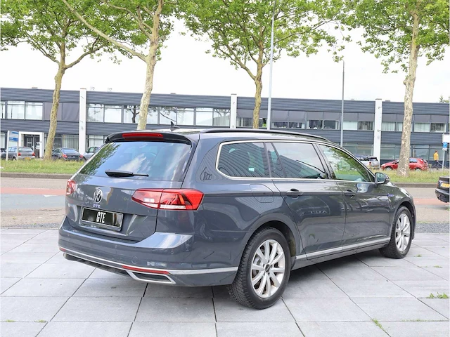 Volkswagen passat variant gte 1.4 tsi phev 218pk automaat 2021 - afbeelding 29 van  33