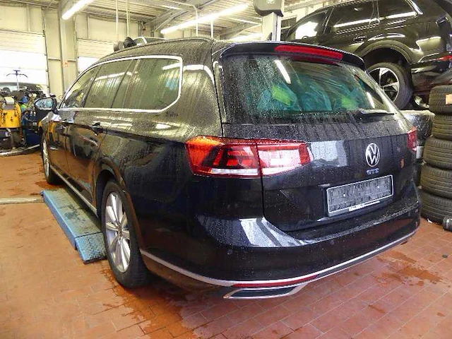 Volkswagen passat variant gte 1.4 tsi phev 218pk automaat 2021 - afbeelding 7 van  14