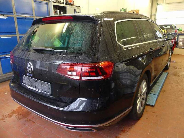 Volkswagen passat variant gte 1.4 tsi phev 218pk automaat 2021 - afbeelding 8 van  14