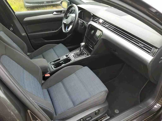 Volkswagen passat variant gte 1.4 tsi phev 218pk automaat 2021 - afbeelding 13 van  16