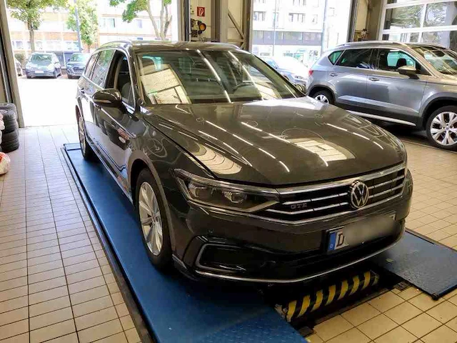 Volkswagen passat variant gte 1.4 tsi phev 218pk automaat 2021 - afbeelding 14 van  19