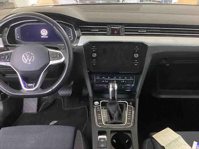 Volkswagen passat variant gte 1.4 tsi phev 218pk automaat 2021 - afbeelding 17 van  20