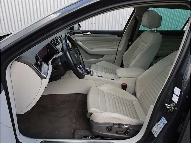 Volkswagen passat variant gte 1.4 tsi phev 218pk automaat 2021 - afbeelding 5 van  49