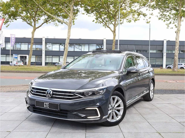 Volkswagen passat variant gte 1.4 tsi phev 218pk automaat 2021 - afbeelding 1 van  49