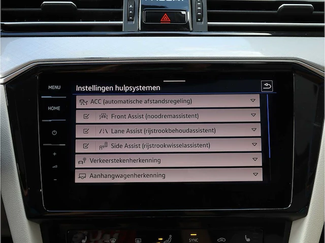 Volkswagen passat variant gte 1.4 tsi phev 218pk automaat 2021 - afbeelding 24 van  49