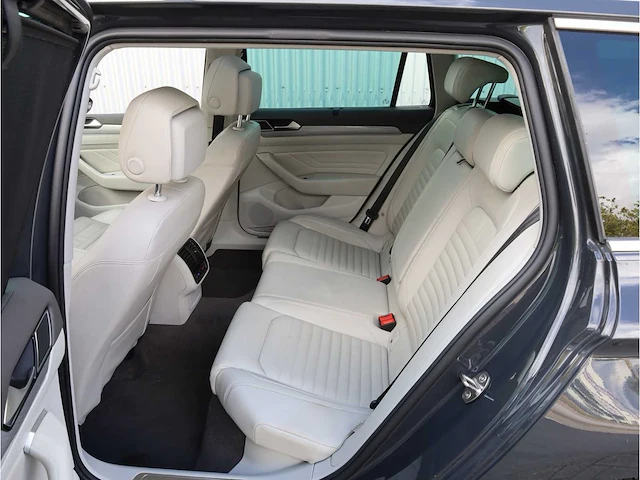 Volkswagen passat variant gte 1.4 tsi phev 218pk automaat 2021 - afbeelding 37 van  49