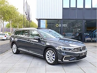 Volkswagen passat variant gte 1.4 tsi phev 218pk automaat 2021 - afbeelding 48 van  49