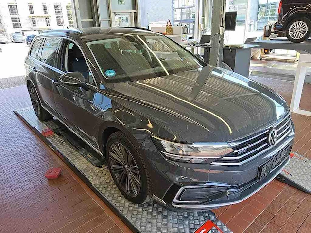Volkswagen passat variant gte 1.4 tsi phev 218pk automaat 2021 - afbeelding 10 van  16