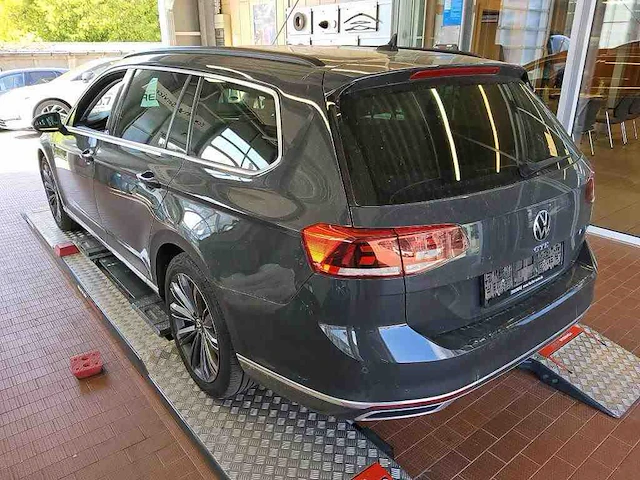 Volkswagen passat variant gte 1.4 tsi phev 218pk automaat 2021 - afbeelding 11 van  16